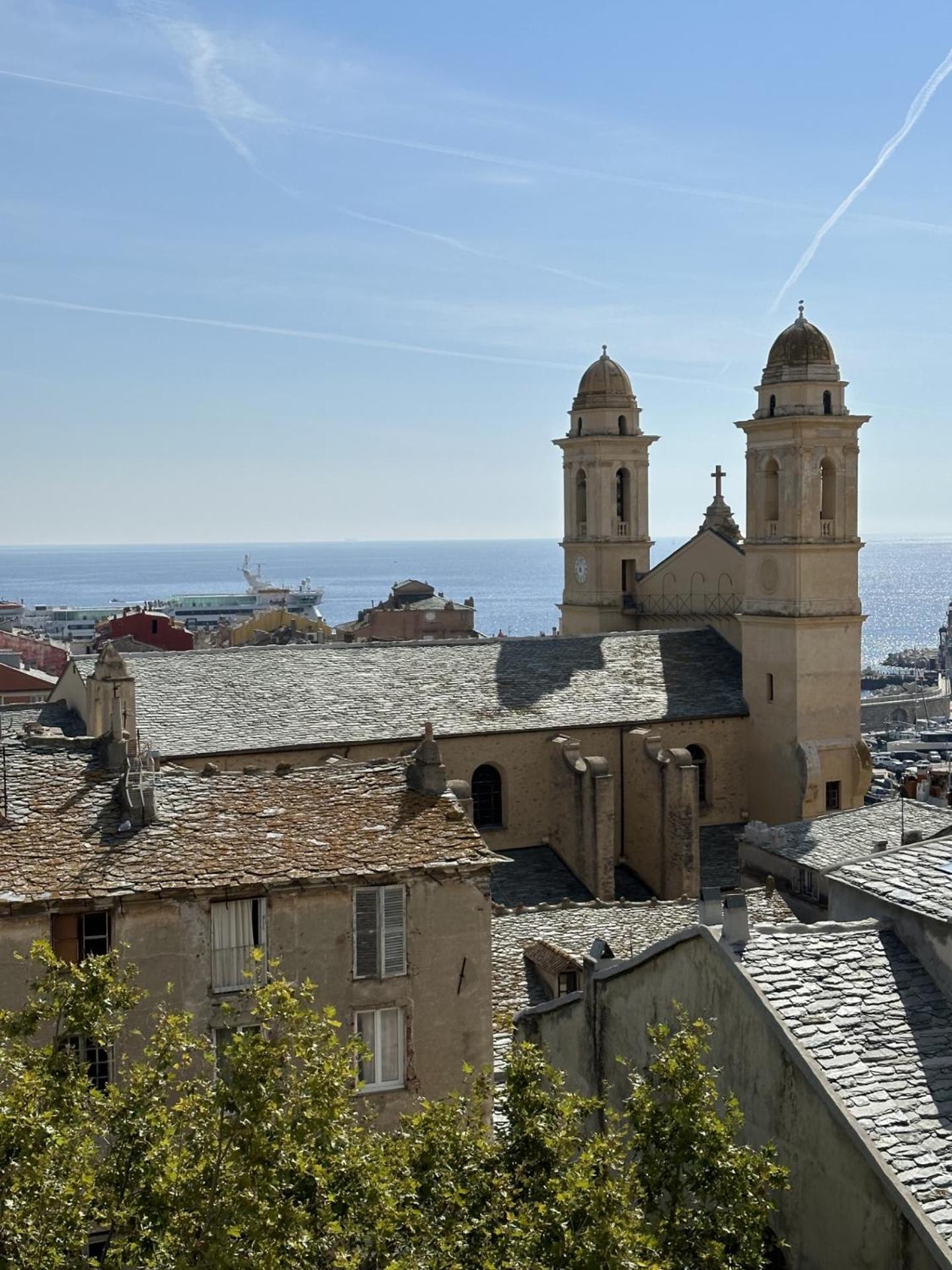 Charmant 2 Pieces Coeur De Bastia باستيا المظهر الخارجي الصورة